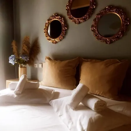 Apartment Douvas House