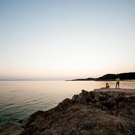 Douvas House Apartment