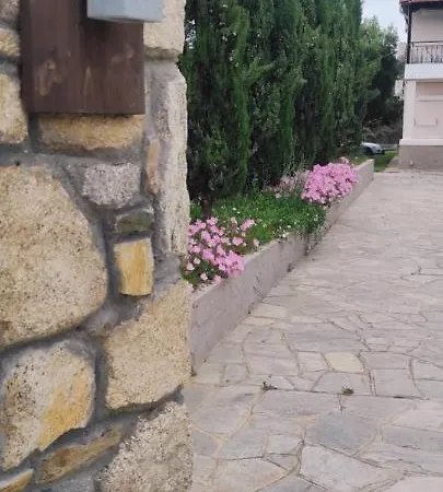 Lejlighed Douvas House *