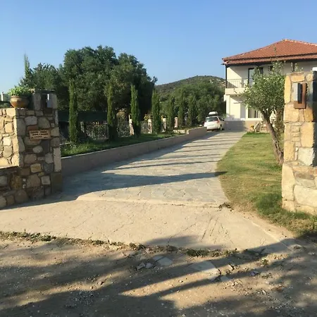 Lejlighed Douvas House *